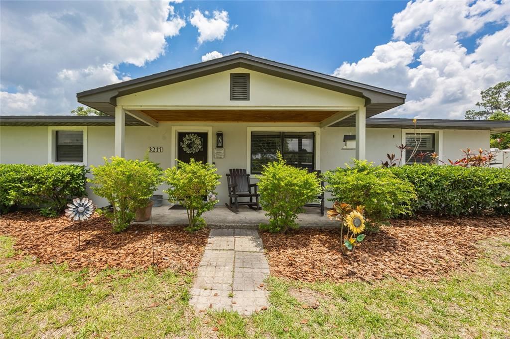 Exterior, Facade, American Craftsman