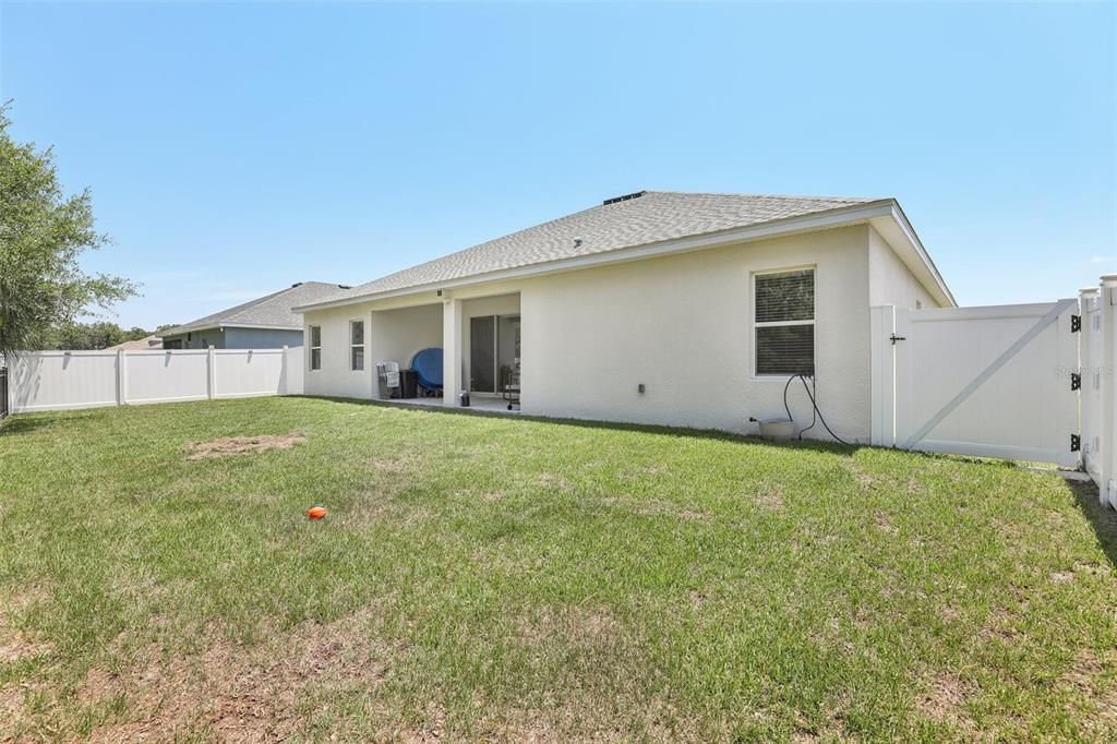 Backyard, Exterior