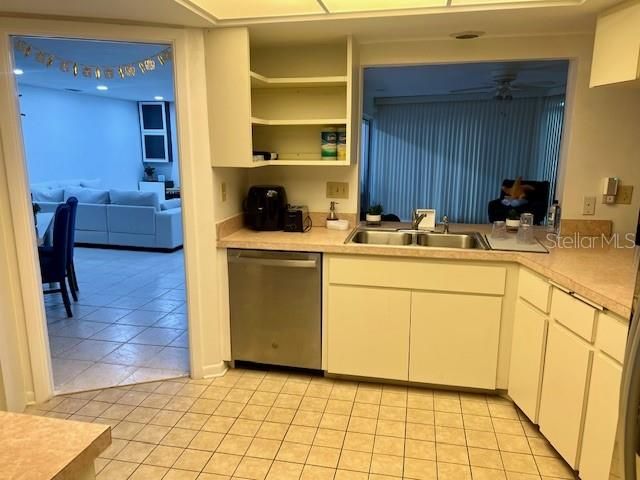 Interior, Kitchen, Living room, Recessed Lighting, Stainless Steel Appliances