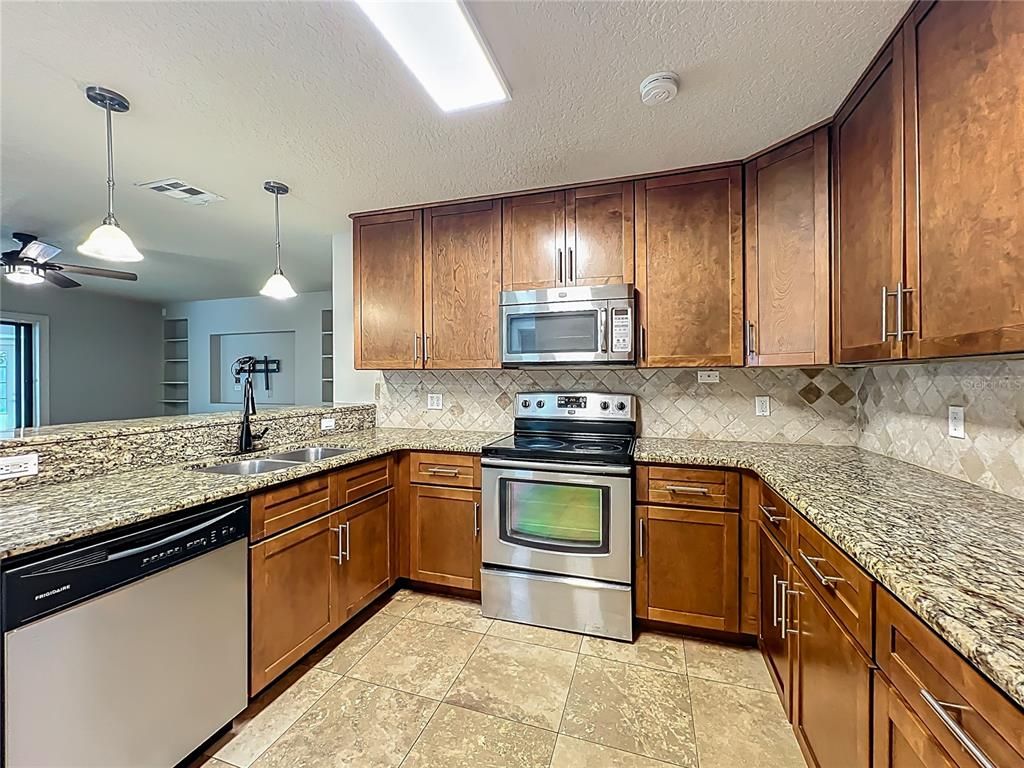 Interior, Kitchen, Pendant Lights, Stainless Steel Appliances