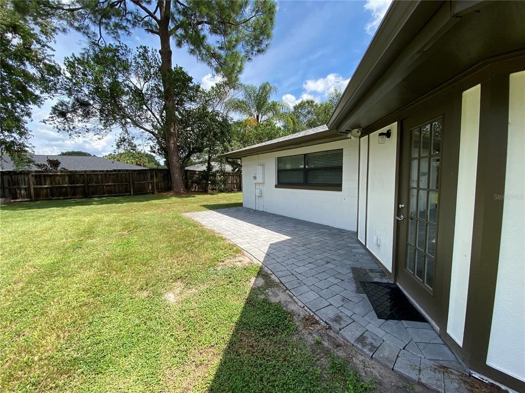 Backyard, Exterior