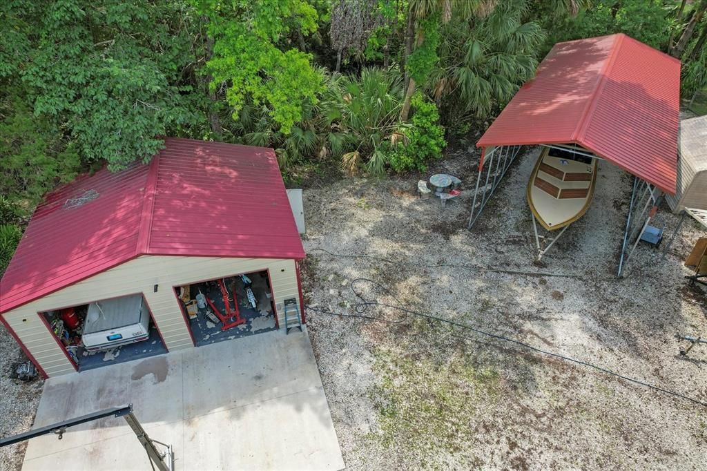 Exterior, Drone