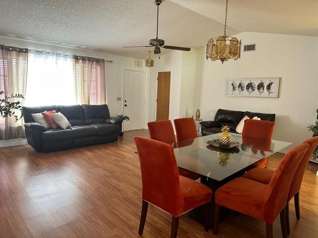Chandelier, Dining room, Interior, Living room, Pendant Lights, Wood Texture Flooring