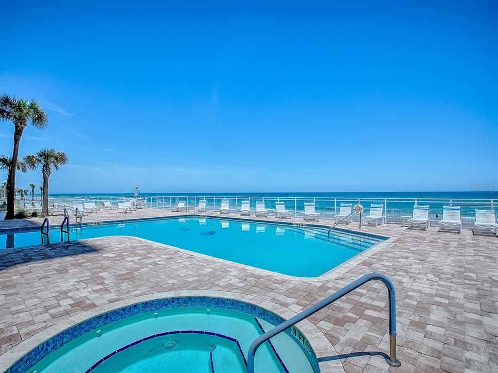 Exterior, Pool, Water