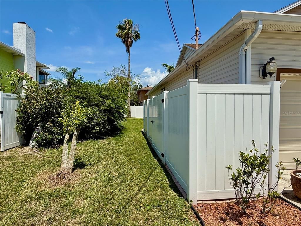 Backyard, Exterior