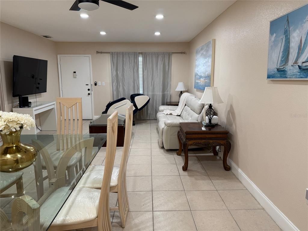 Dining room, Interior, Living room, Recessed Lighting