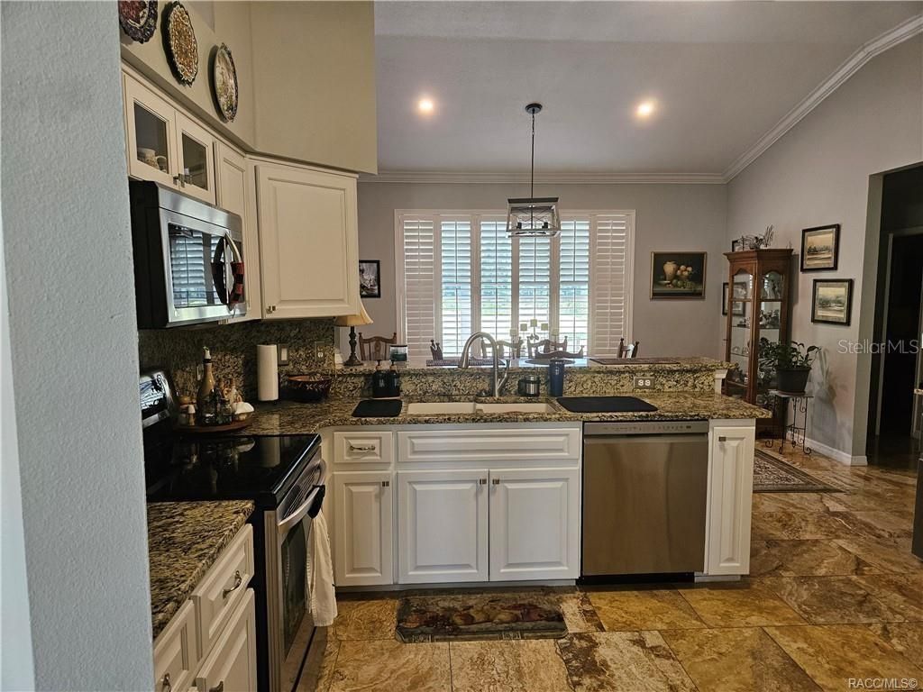 Dining room, Interior, Kitchen, Pendant Lights, Recessed Lighting