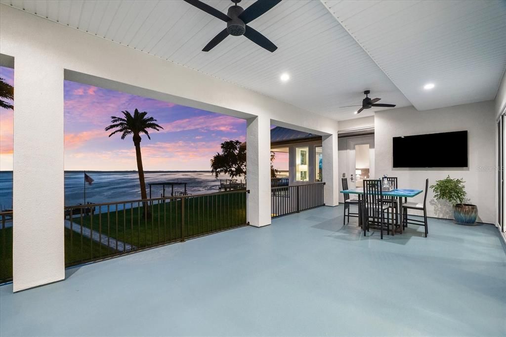 Exterior, Recessed Lighting, Water