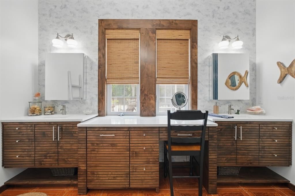 Bathroom, Dual Sink Vanities, Interior, Wood Texture Flooring