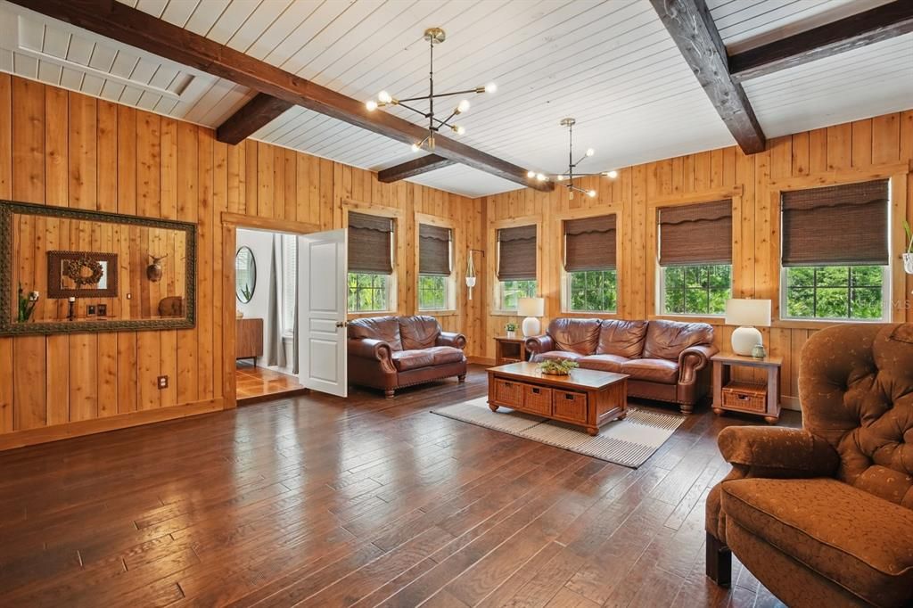 Interior, Living room, Pendant Lights, Wooden Beams, Wood Texture Flooring, Wooden Walls