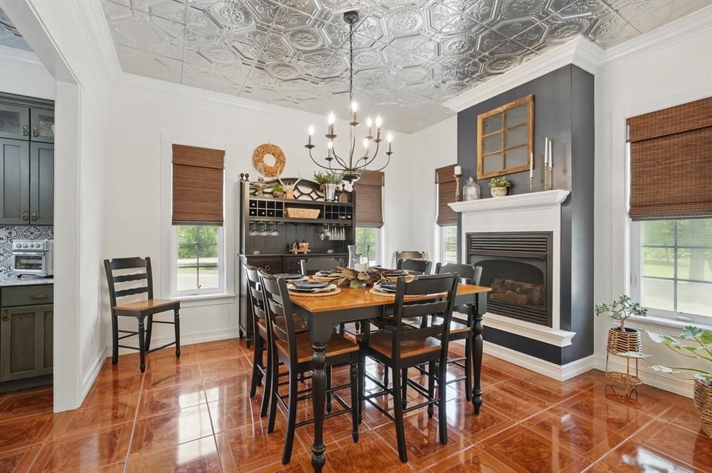 Chandelier, Dining room, Fireplace, Interior, Kitchen