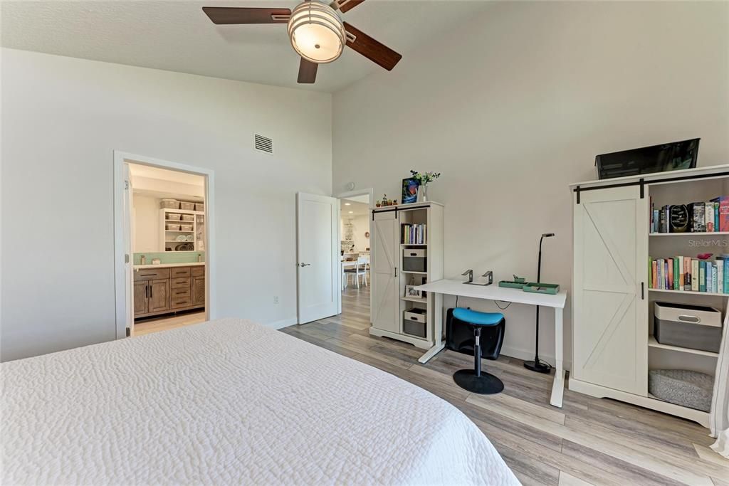 Bedroom, Home Office, Interior, Wood Texture Flooring