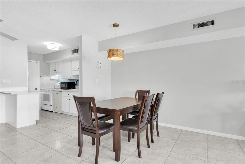 Dining room, Interior, Kitchen, Pendant Lights