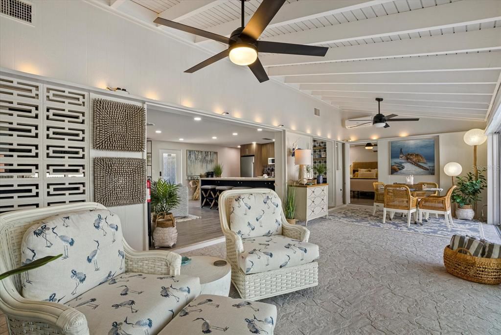 Dining room, Interior, Living room, Recessed Lighting