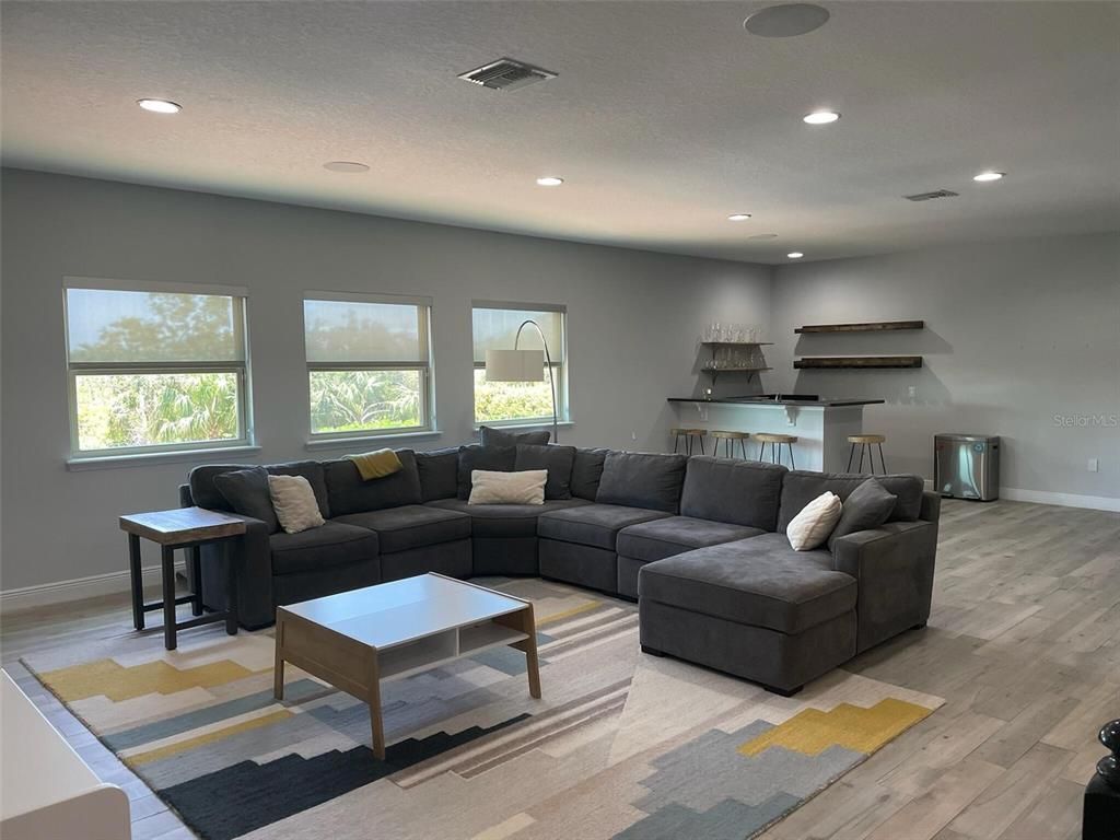 Interior, Living room, Recessed Lighting, Wood Texture Flooring