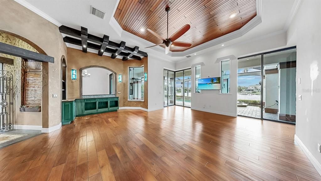 Empty room, Interior, Recessed Lighting, Wooden Ceilings, Wood Texture Flooring