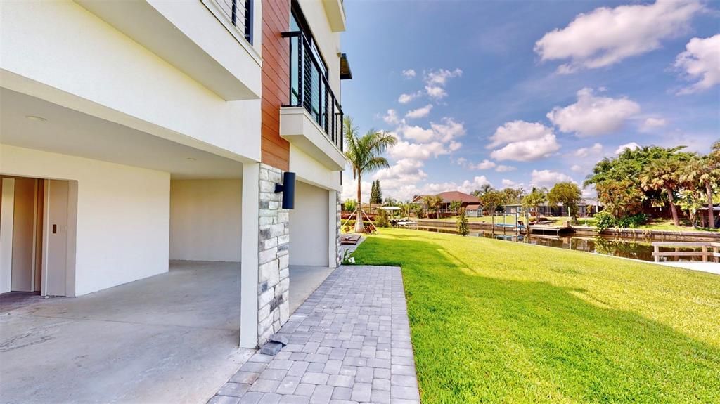 Backyard, Exterior, Water