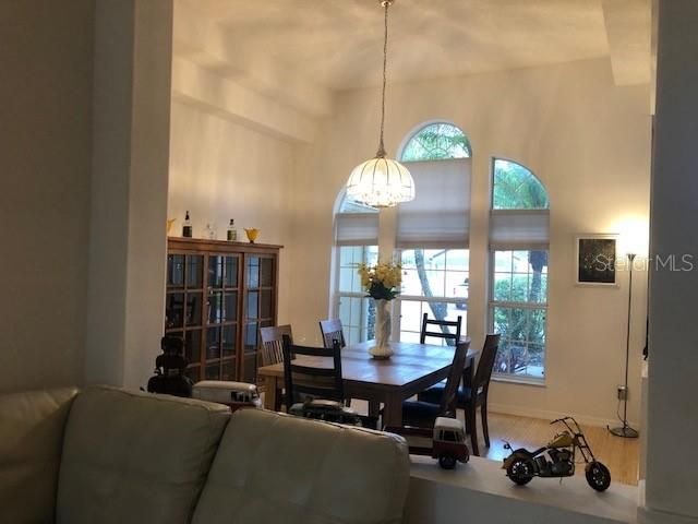 Dining room, Interior, Living room, Pendant Lights