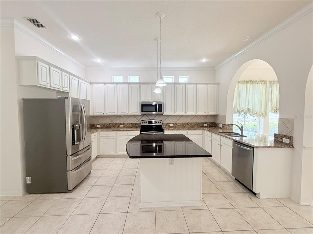 Interior, Kitchen, Pendant Lights, Recessed Lighting, Stainless Steel Appliances