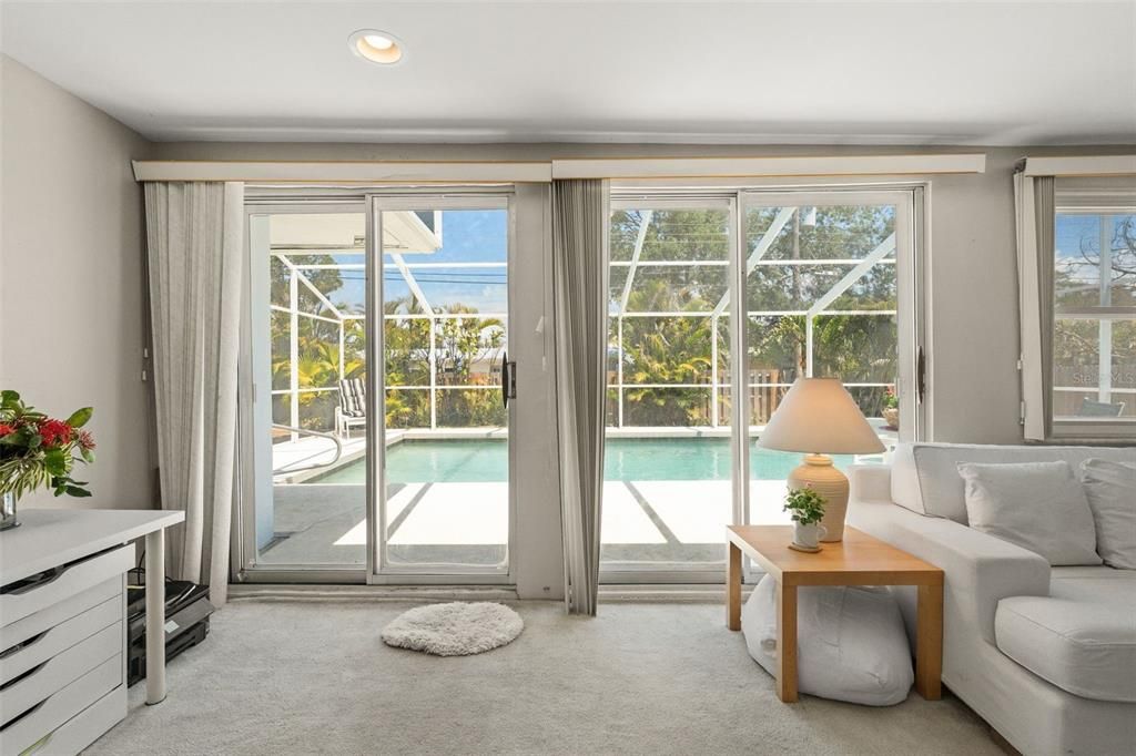 Interior, Living room, Recessed Lighting, Sun Room, Water