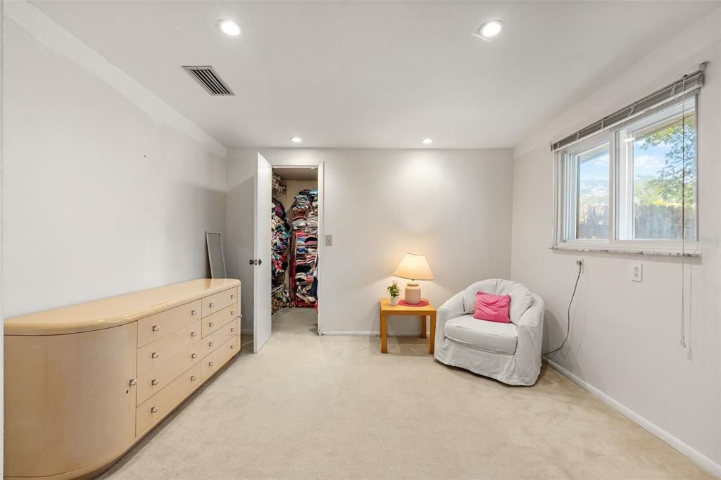 Interior, Recessed Lighting, Wine Storage