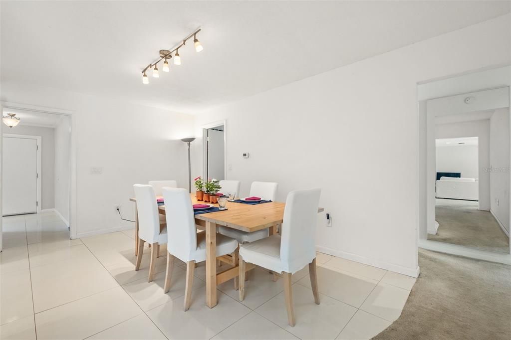 Dining room, Interior