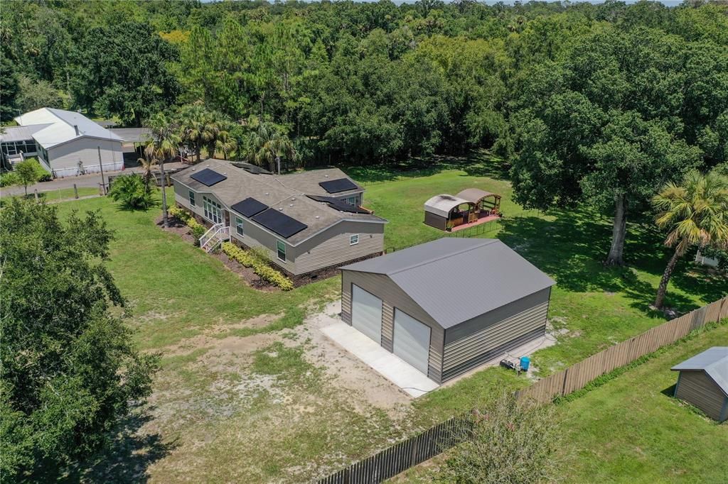 Exterior, Drone