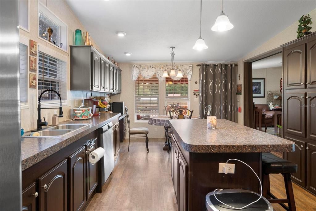 Dining room, Interior, Kitchen, Pendant Lights, Recessed Lighting, Wood Texture Flooring