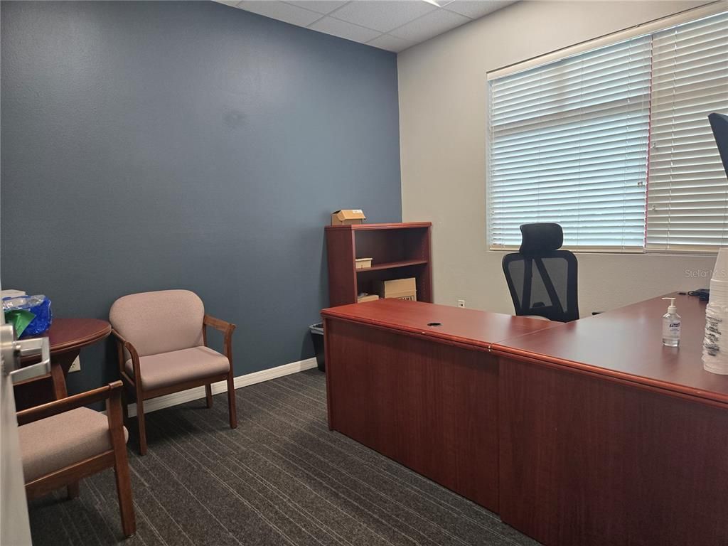 Home Office, Interior