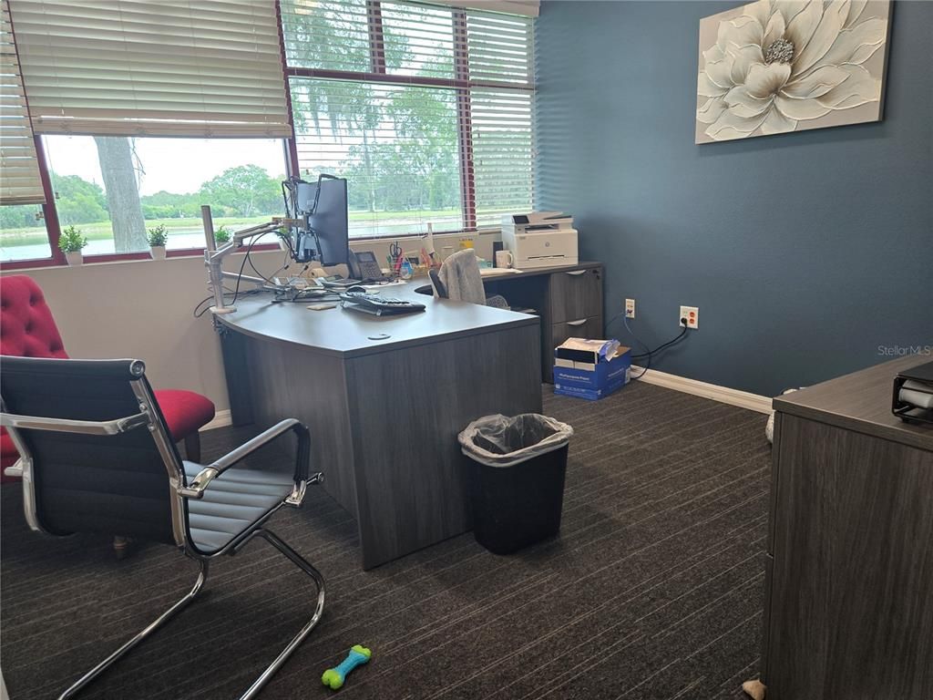 Home Office, Interior