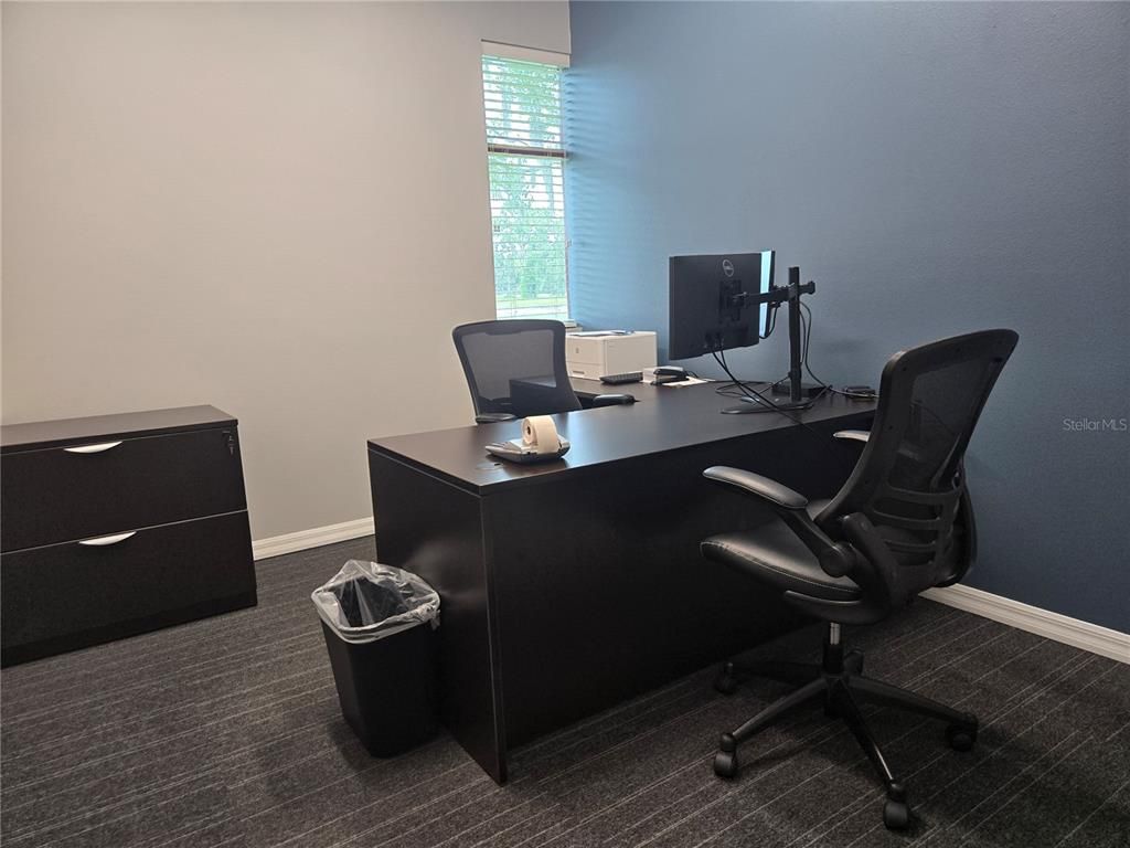 Home Office, Interior