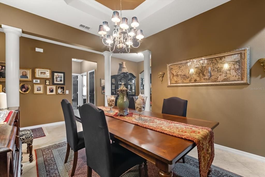 Chandelier, Dining room, Interior