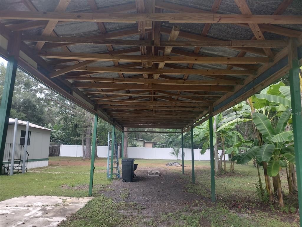 Backyard, Exterior