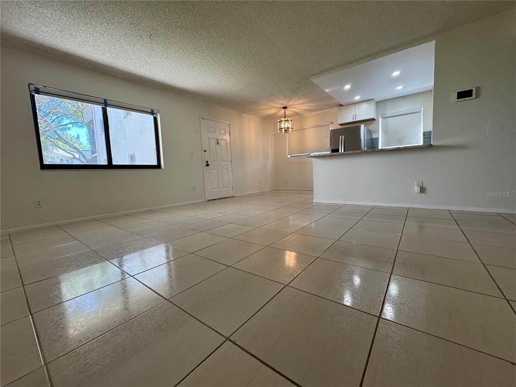 Chandelier, Empty room, Interior, Kitchen, Recessed Lighting