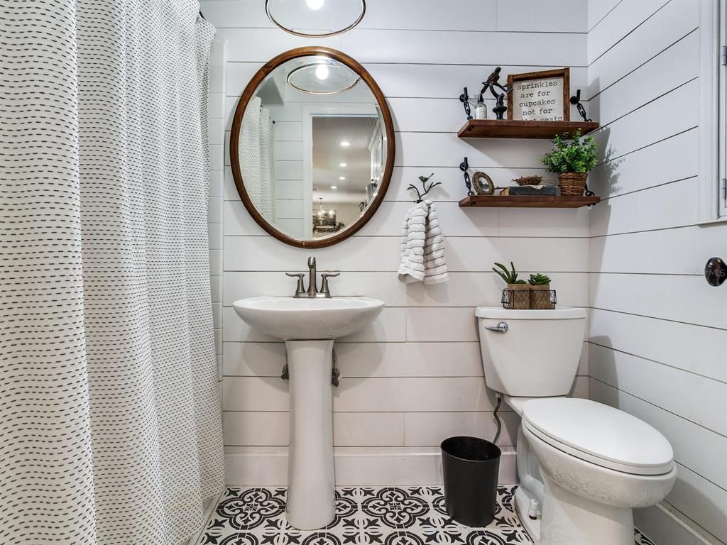 Bathroom, Interior