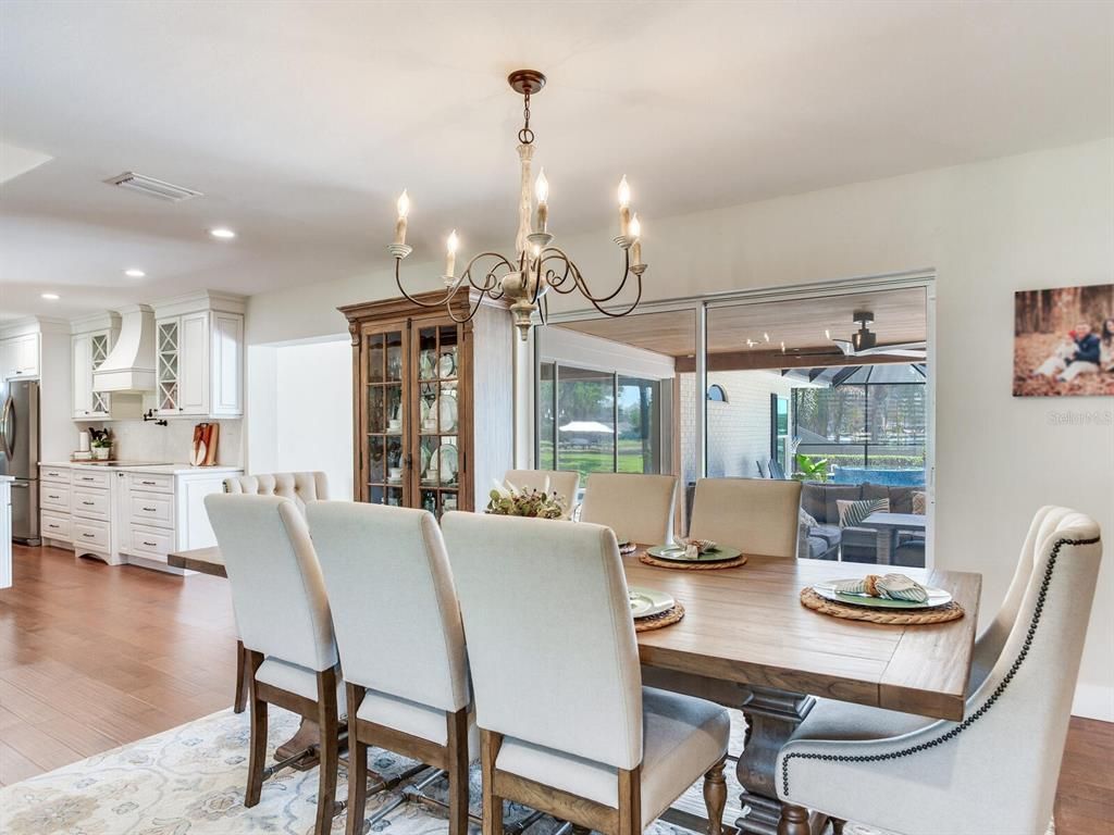 Chandelier, Dining room, Interior, Kitchen, Recessed Lighting, Wood Texture Flooring