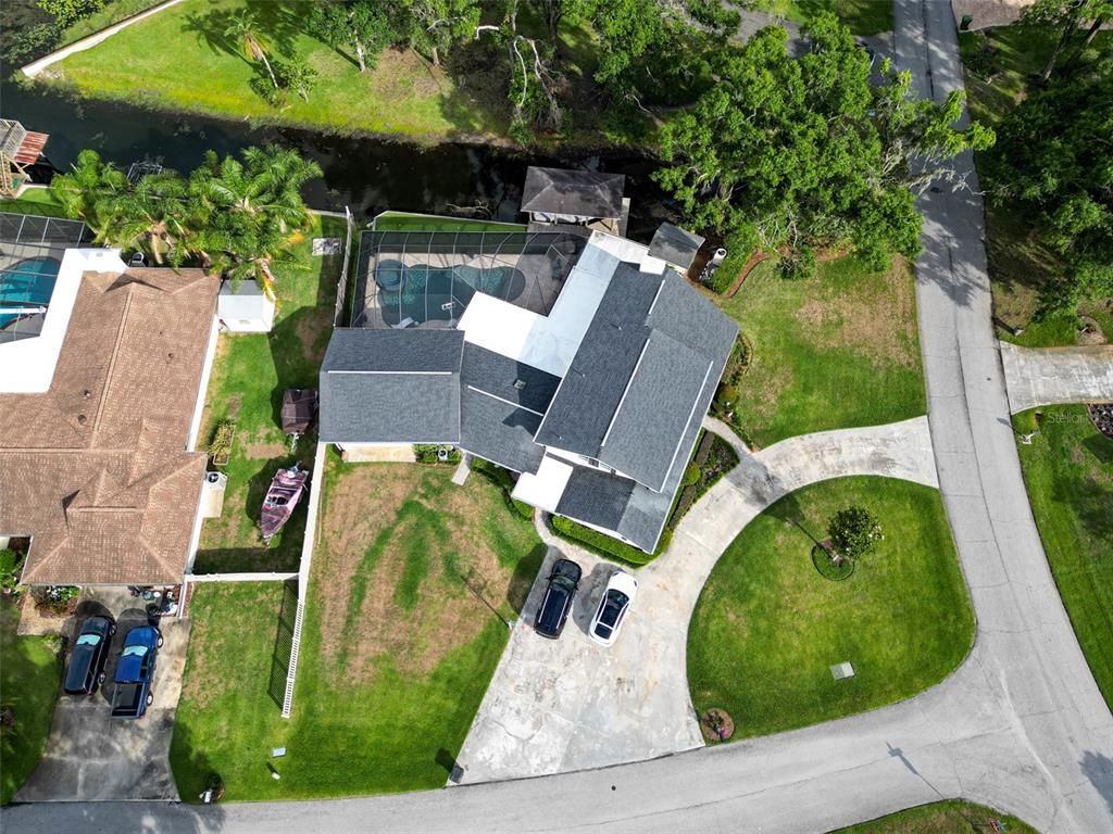 Exterior, Drone