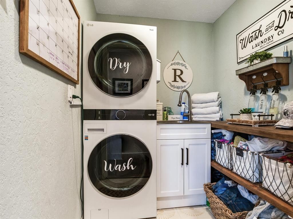 Interior, Utility Closets, Washer
