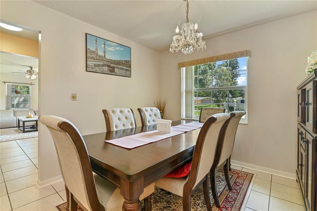 Chandelier, Dining room, Interior