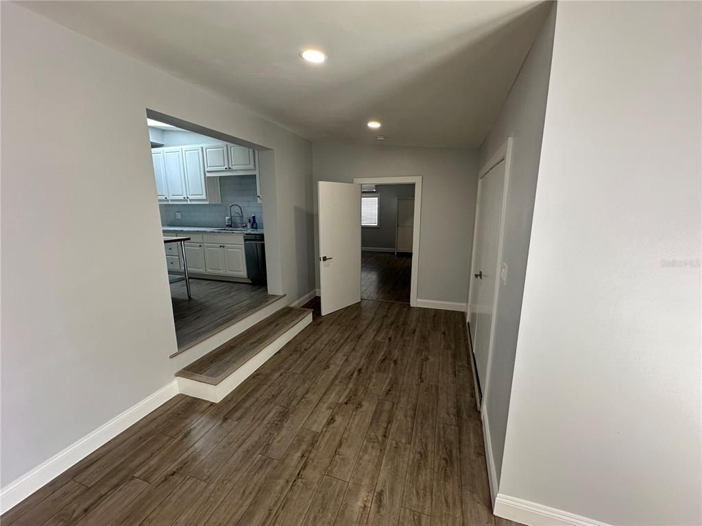 Interior, Recessed Lighting, Wood Texture Flooring