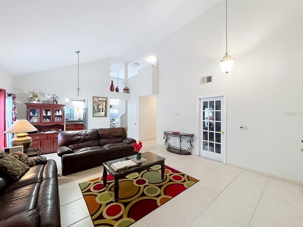 Interior, Living room, Pendant Lights
