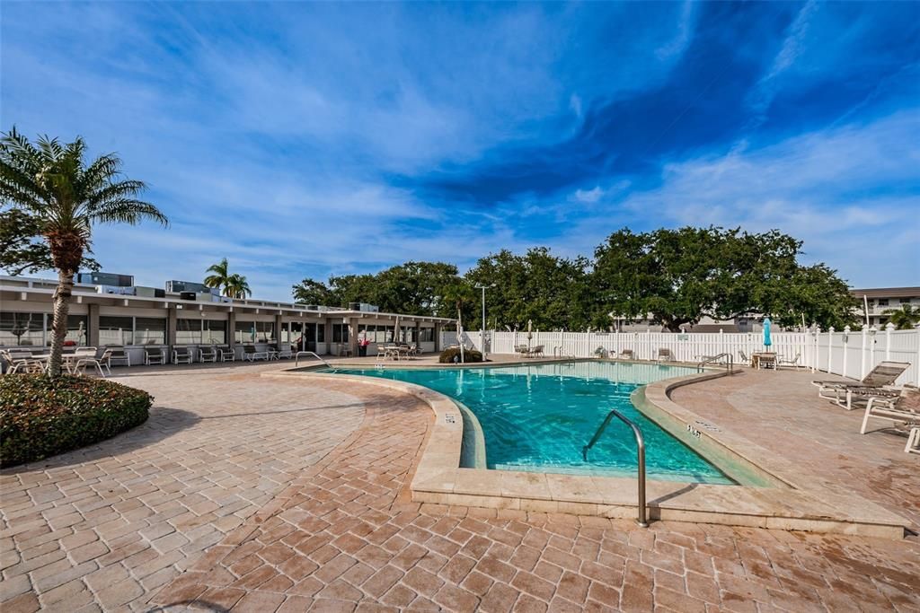Exterior, Pool