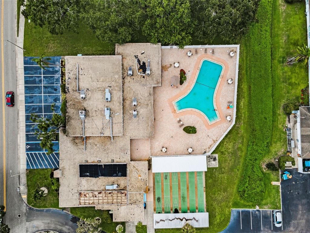 Exterior, Drone