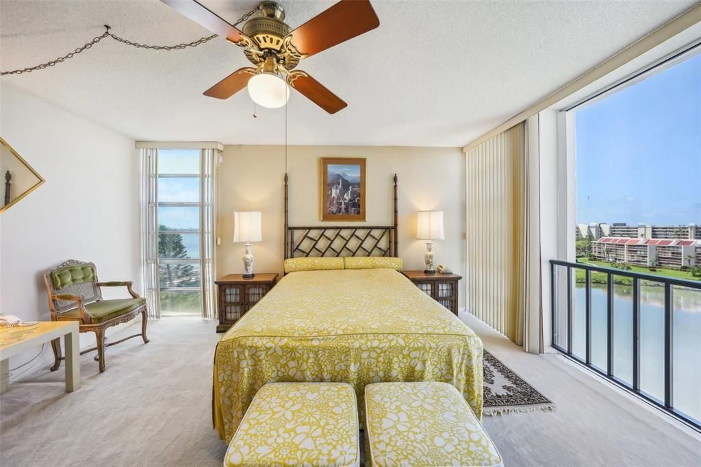 Bedroom, Interior, Water