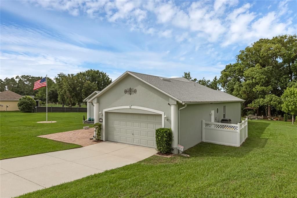 Backyard, Exterior