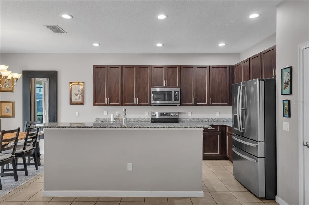 Dining room, Interior, Kitchen, Recessed Lighting