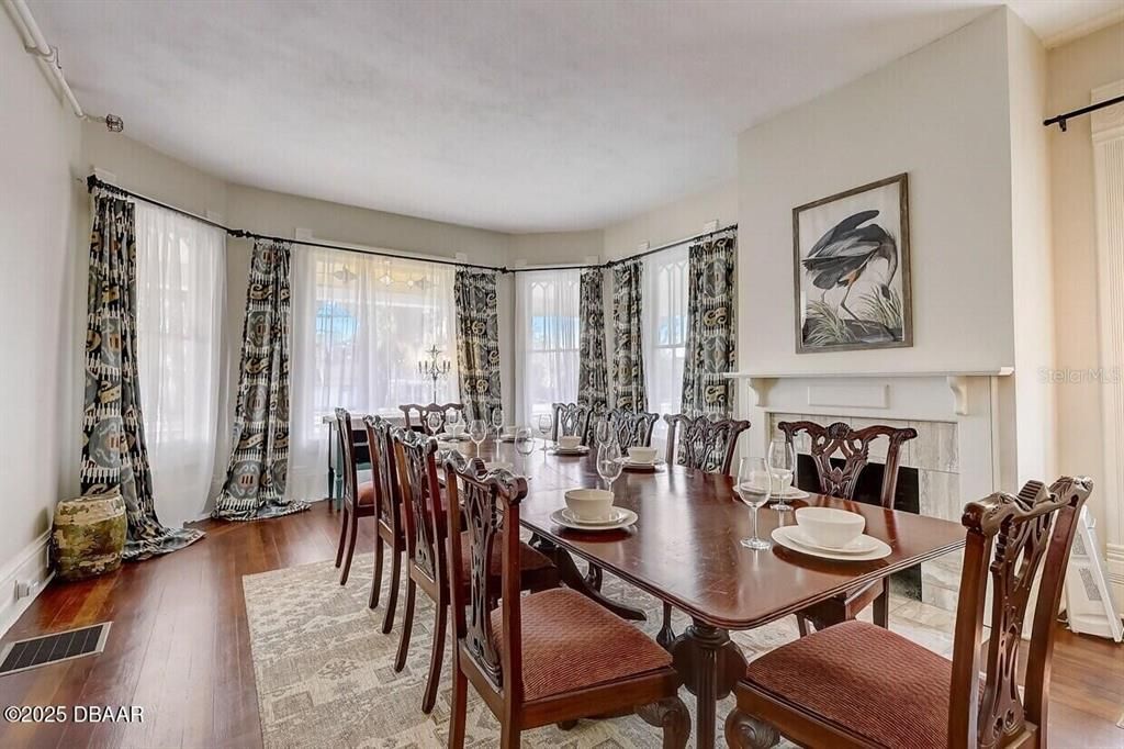 Dining room, Interior, Wood Texture Flooring