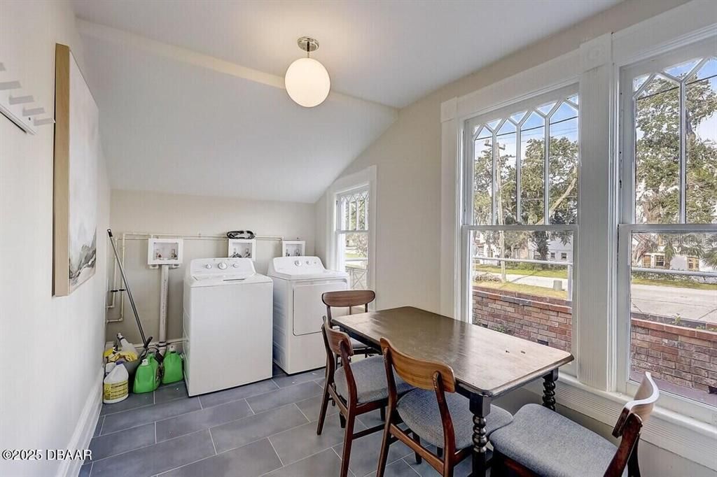 Dining room, Interior, Washer