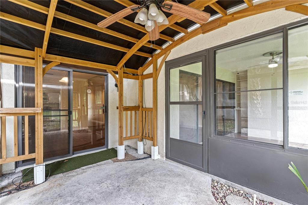 Interior, Sun Room, Wooden Beams