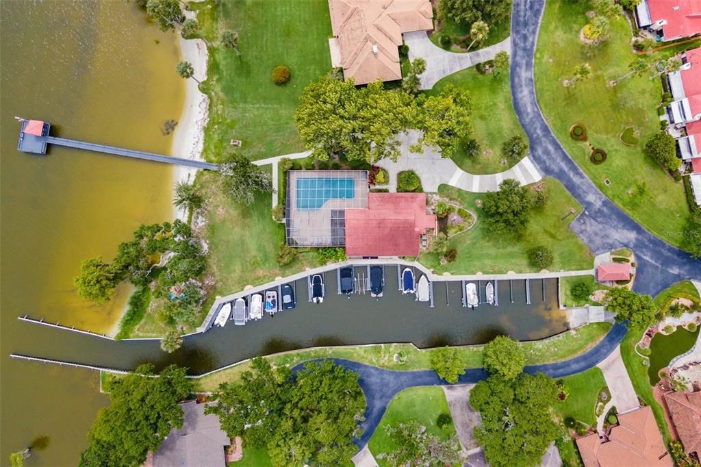 Exterior, Drone